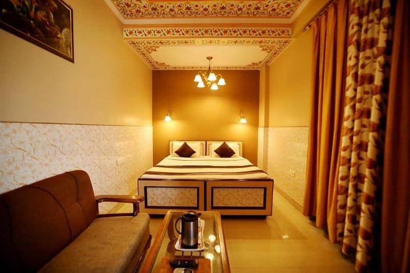 Hotel Golden Heritage Deluxe Jaipur Eksteriør bilde